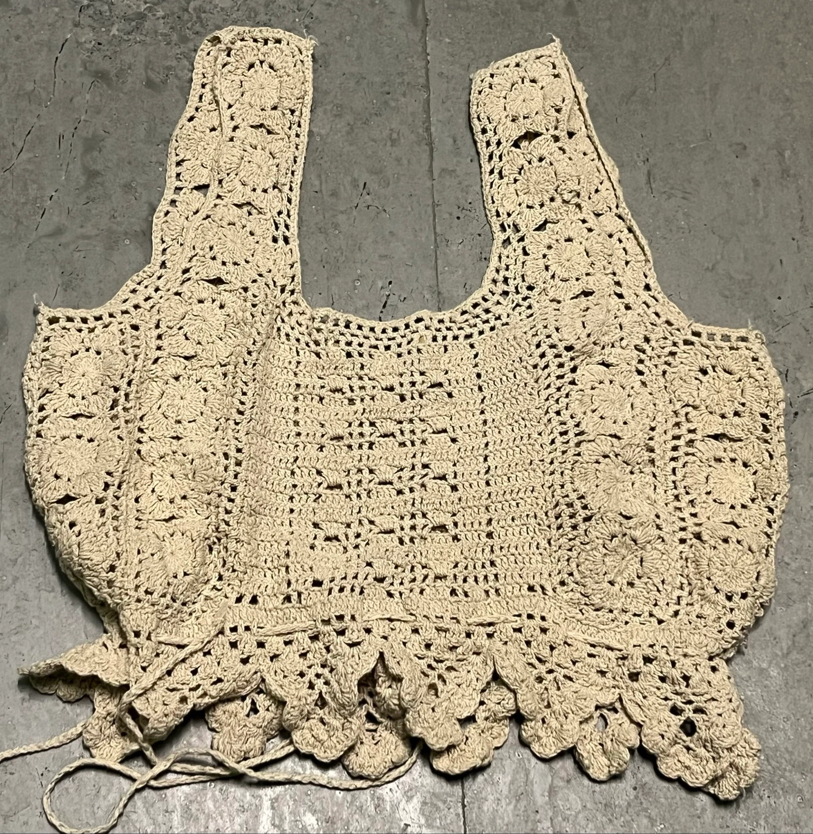 Haut court en crochet beige – photo 2